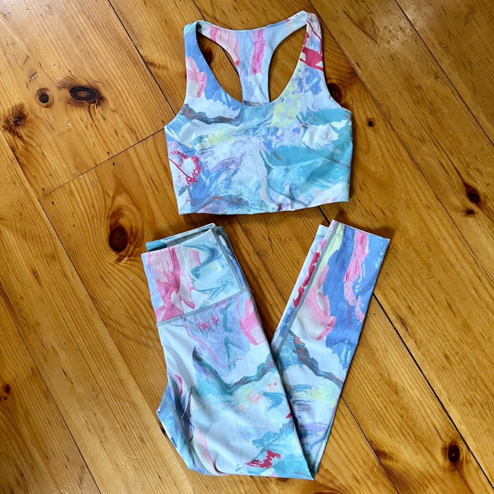 EUC ZELLA Rainbow Marble Activewear Legging & Bra Top Set, XS